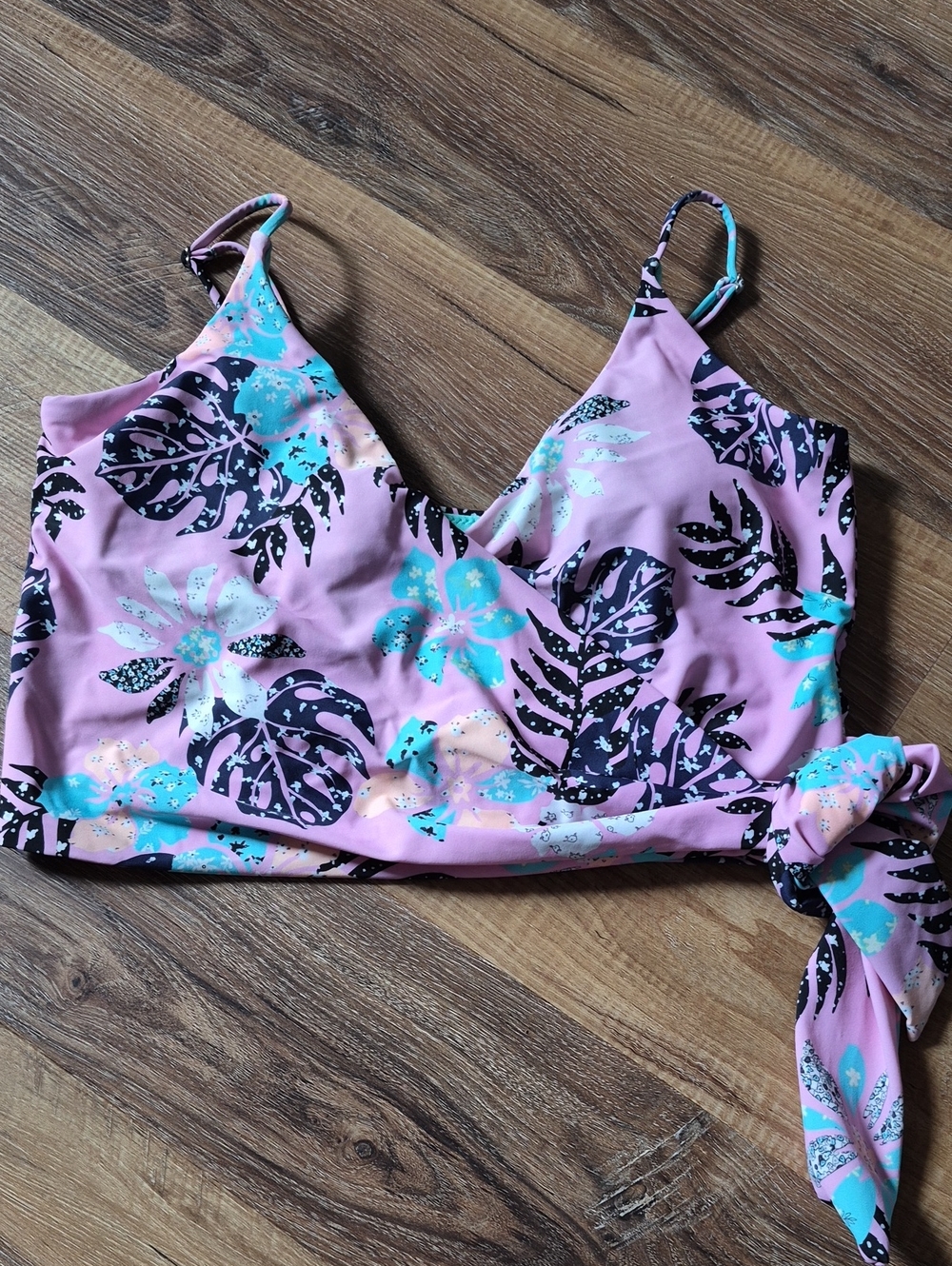 SO Lavender Tropical Floral Faux Wrap Swim Top Bikini Tankini Size XL